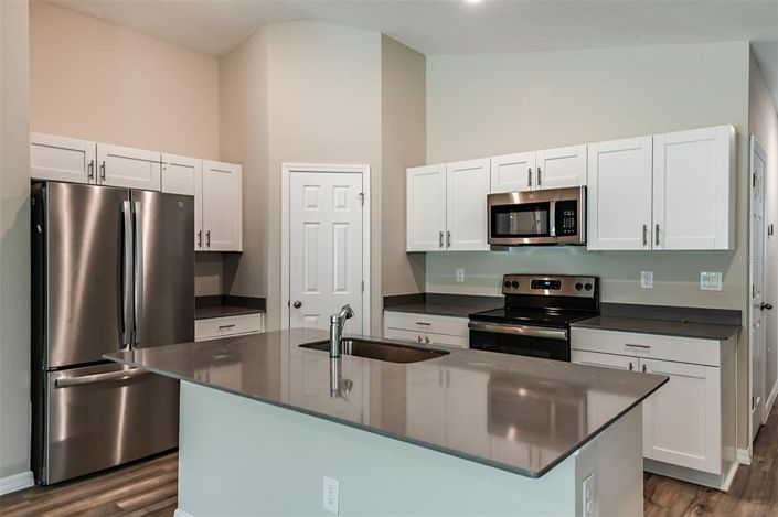 Image No.2-3 Bed Property for sale