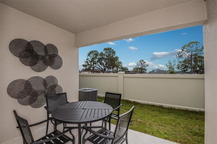 Image No.26-3 Bed Townhouse for sale