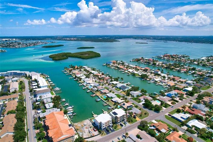 Image No.16-Maison de ville de 4 chambres à vendre à Treasure Island