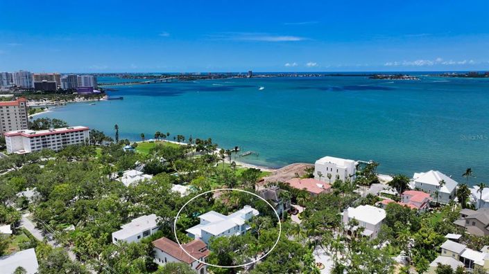 Image No.3-Propriété de 5 chambres à vendre à Sarasota