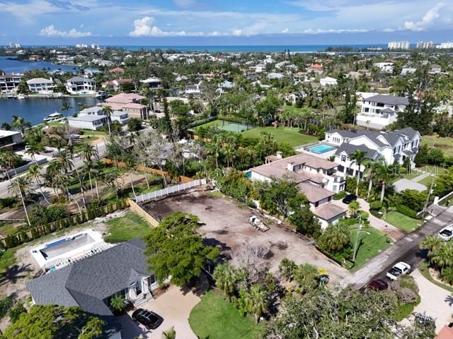 Image No.13-7 Bed Property for sale