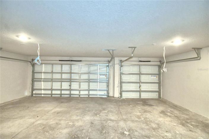 Image No.20-3 Bed Property for sale