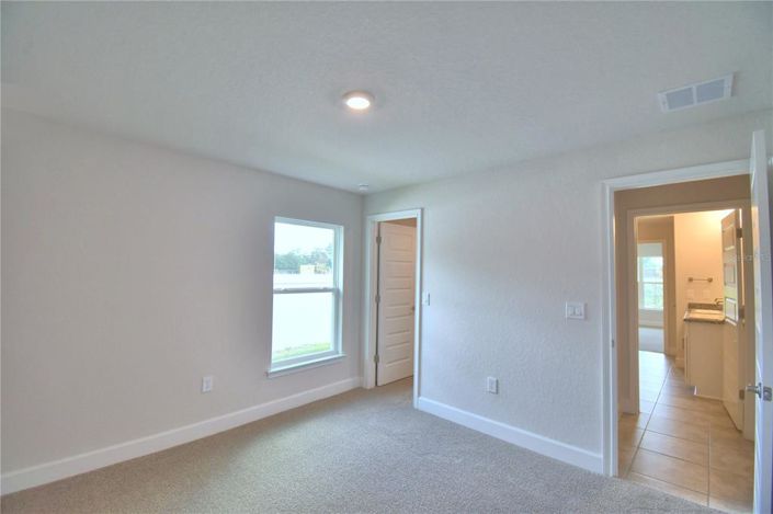 Image No.32-3 Bed Property for sale