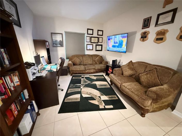 Image No.16-4 Bed Property for sale