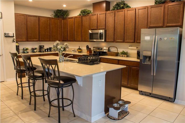 Image No.19-4 Bed Property for sale