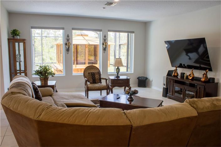 Image No.23-4 Bed Property for sale