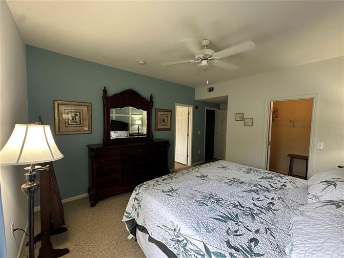 Image No.11-2 Bed Property for sale