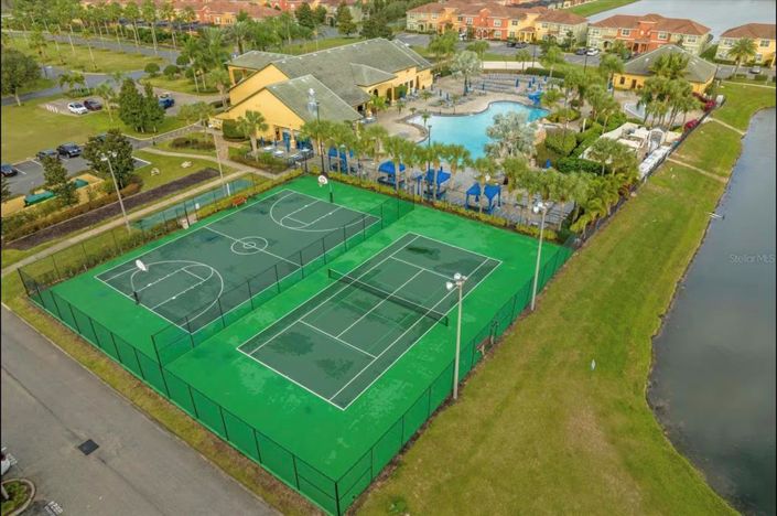 Image No.38-4 Bed Townhouse for sale