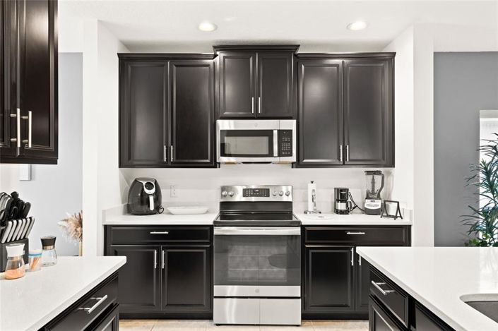 Image No.11-3 Bed Property for sale