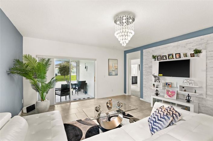 Image No.9-3 Bed Property for sale