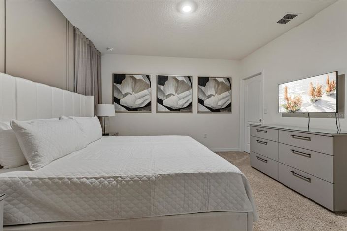 Image No.13-6 Bed Property for sale