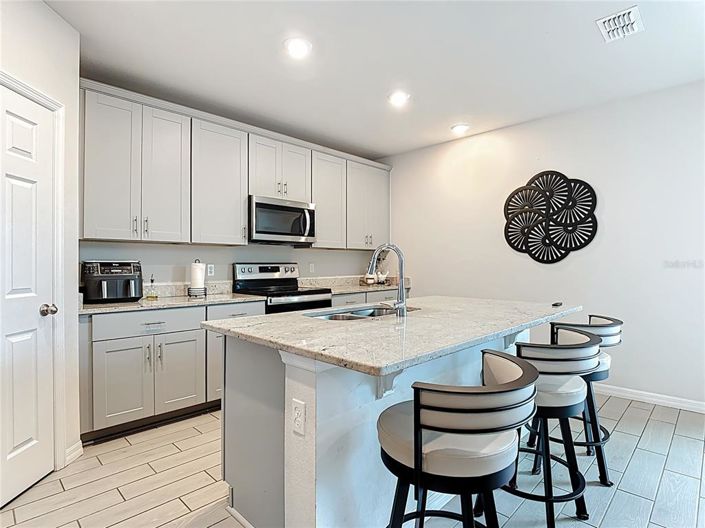 Image No.6-Propriété de 4 chambres à vendre à Davenport