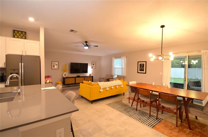 Image No.11-3 Bed Property for sale