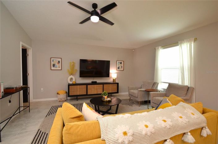 Image No.16-3 Bed Property for sale