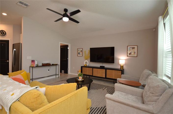 Image No.17-3 Bed Property for sale