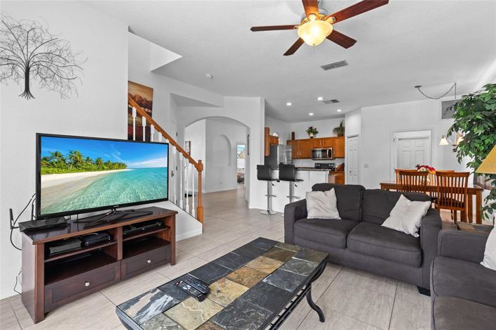 Image No.14-5 Bed Property for sale