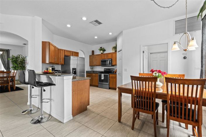 Image No.15-5 Bed Property for sale