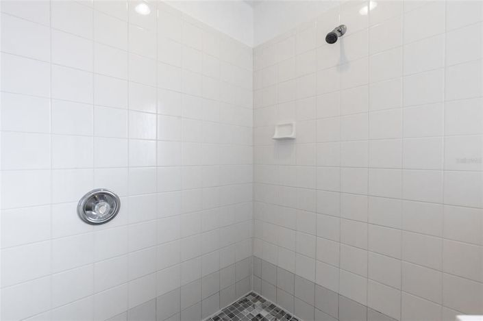 Image No.29-5 Bed Property for sale