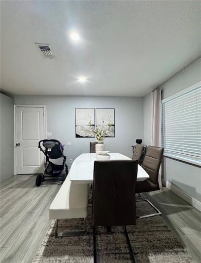 Image No.11-6 Bed Property for sale