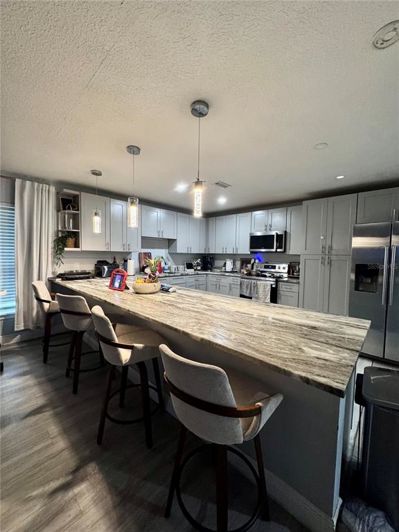 Image No.14-6 Bed Property for sale