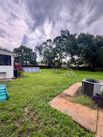 Image No.40-6 Bed Property for sale