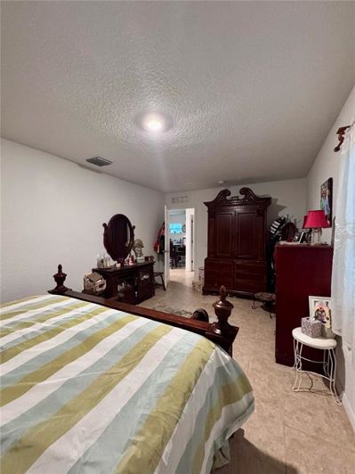 Image No.47-6 Bed Property for sale