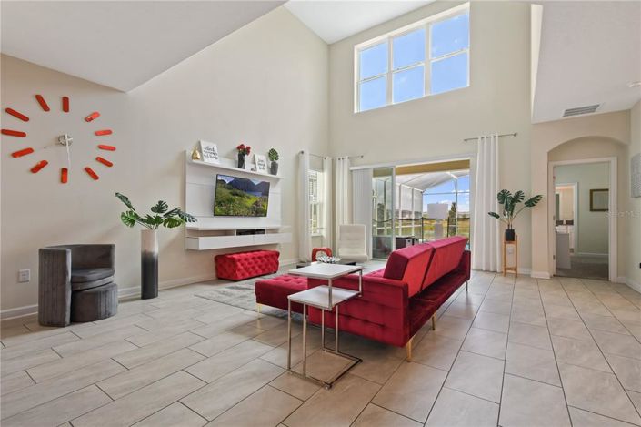 Image No.14-5 Bed Property for sale