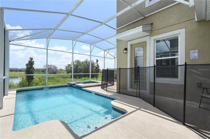 Image No.56-5 Bed Property for sale