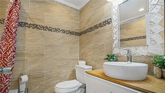 Image No.13-3 Bed Property for sale