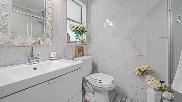 Image No.18-3 Bed Property for sale