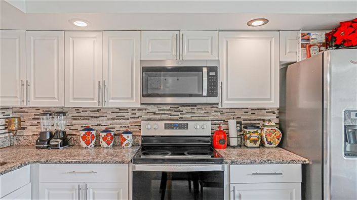 Image No.9-3 Bed Property for sale