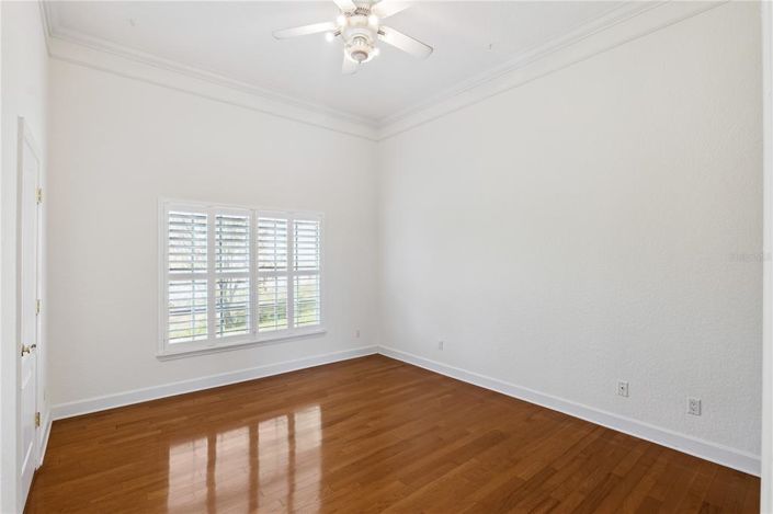 Image No.24-4 Bed Property for sale