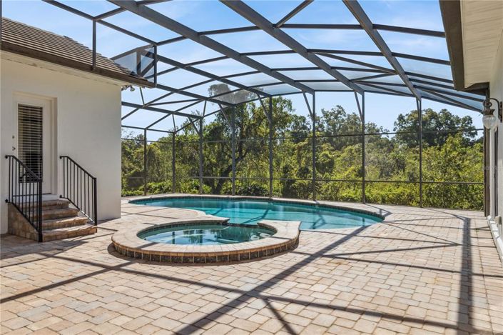 Image No.30-4 Bed Property for sale