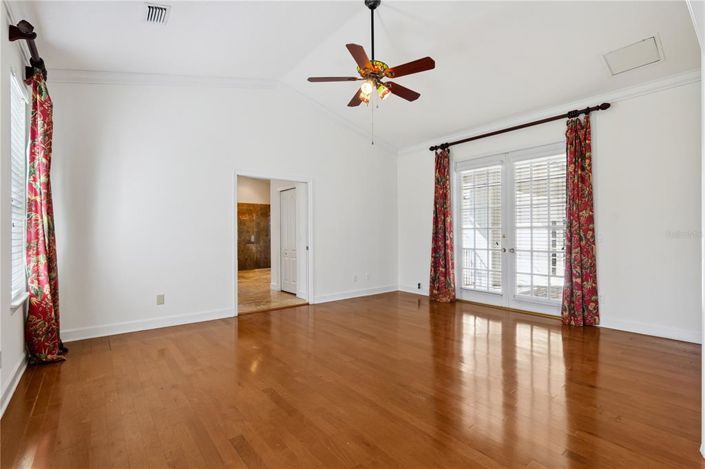 Image No.51-4 Bed Property for sale