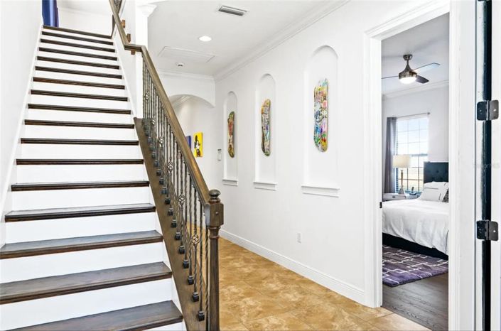 Image No.21-5 Bed Property for sale