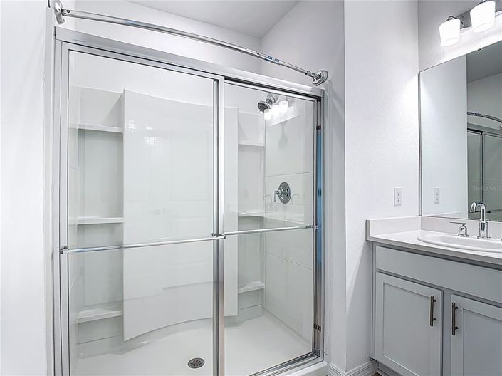 Image No.25-4 Bed Property for sale