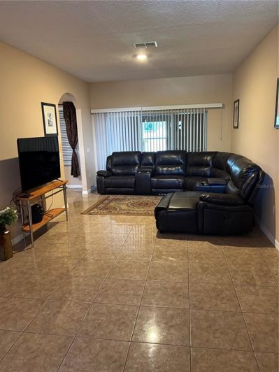 Image No.4-Propriété de 4 chambres à vendre à Kissimmee