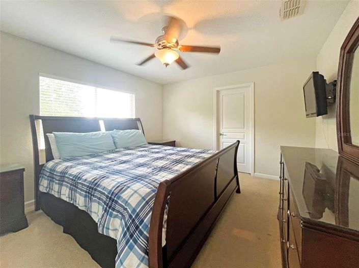 Image No.16-6 Bed Property for sale