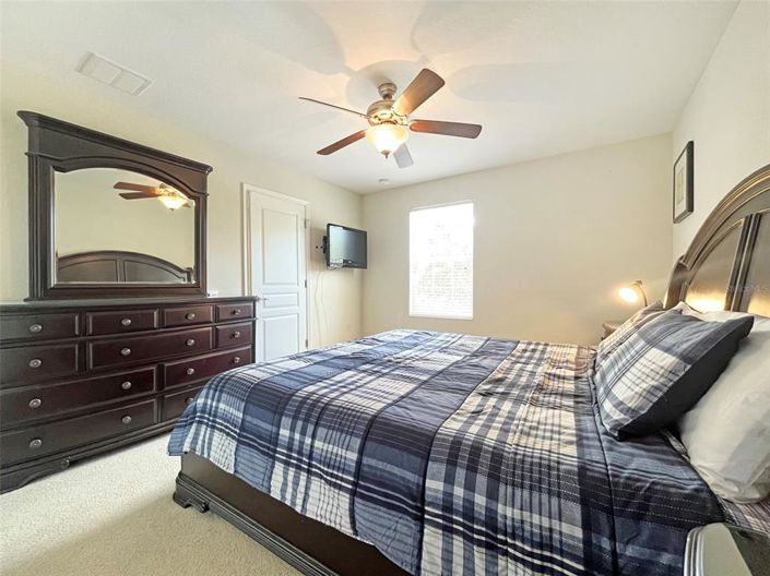 Image No.24-6 Bed Property for sale