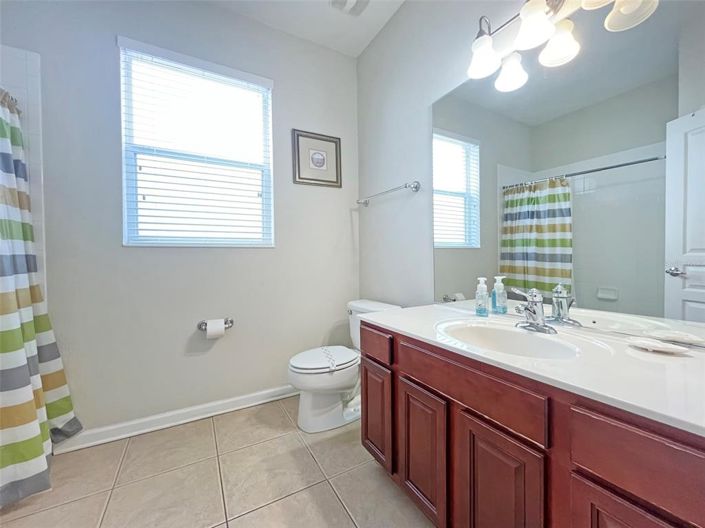 Image No.28-6 Bed Property for sale