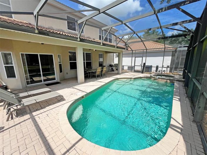 Image No.31-6 Bed Property for sale