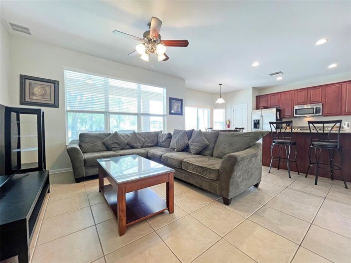 Image No.5-6 Bed Property for sale