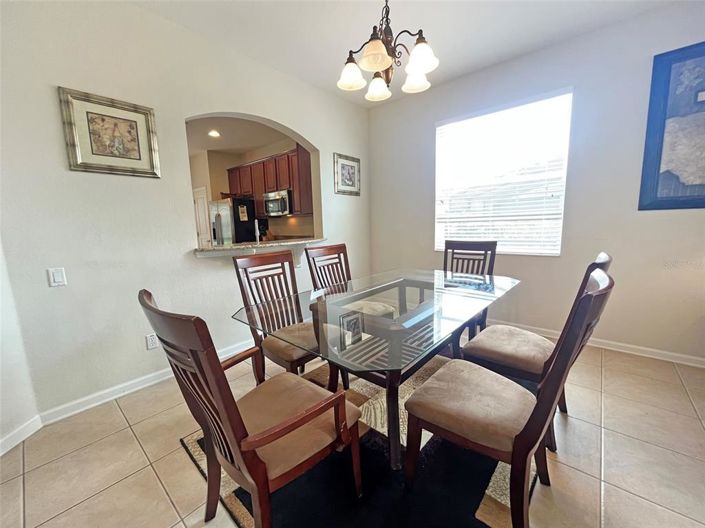 Image No.9-6 Bed Property for sale