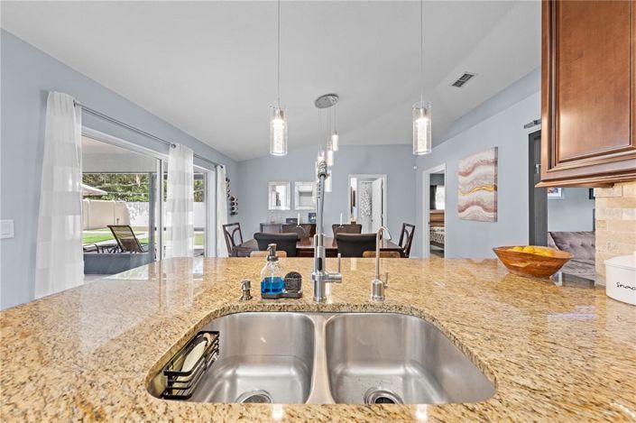 Image No.35-4 Bed Property for sale