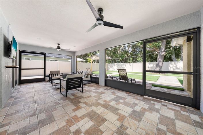 Image No.41-4 Bed Property for sale