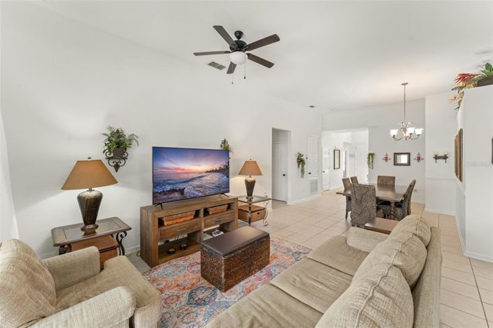 Image No.26-5 Bed Property for sale