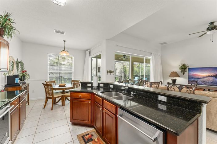 Image No.33-5 Bed Property for sale