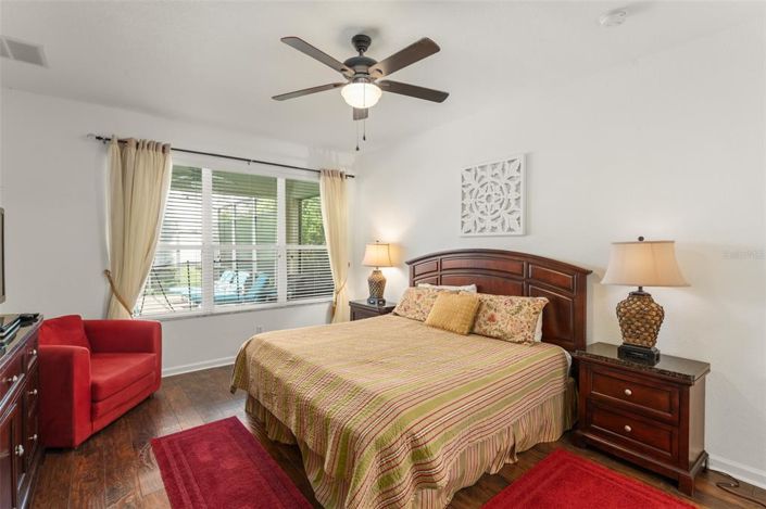 Image No.38-5 Bed Property for sale