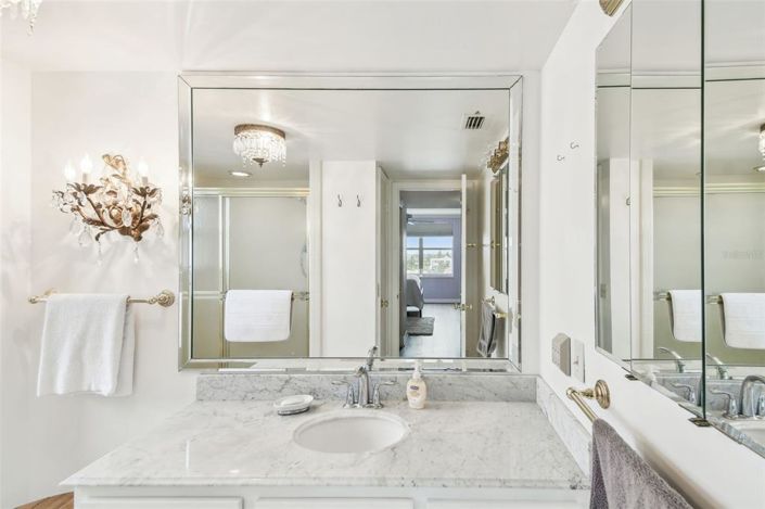 Image No.22-Propriété de 2 chambres à vendre à Floride