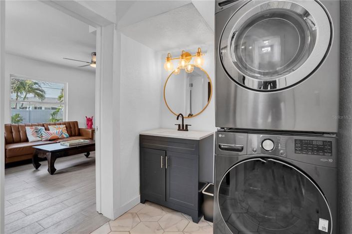 Image No.17-3 Bed Property for sale